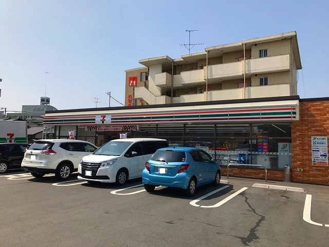 コンビニ　セブンイレブン島崎２丁目店（コンビニ）まで590m