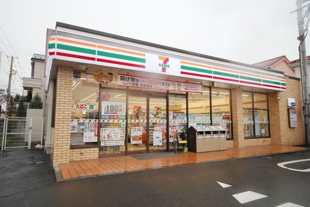 コンビニ　セブンイレブン横浜美しが丘西3丁目店（コンビニ）まで161m