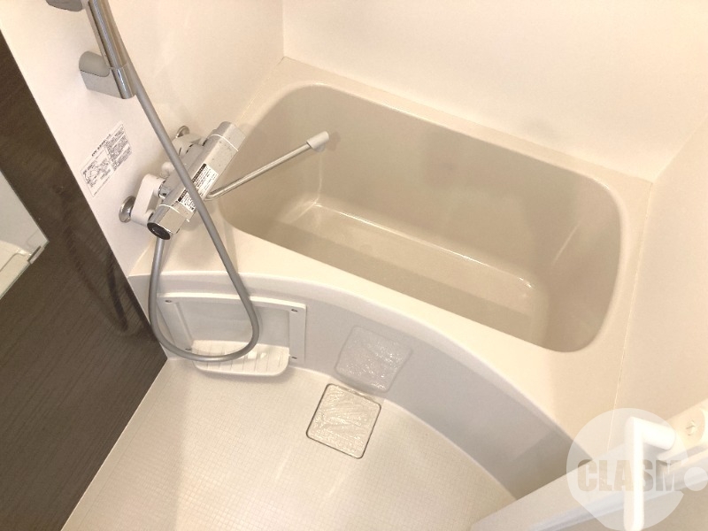 バス・シャワールーム　浴室乾燥機付きバス♪