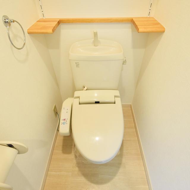 トイレ　トイレ