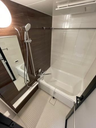 バス・シャワールーム　?