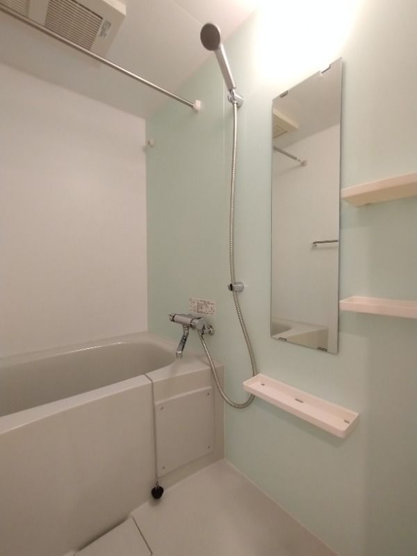 バス・シャワールーム　☆ゆっくりくつろげるお風呂☆