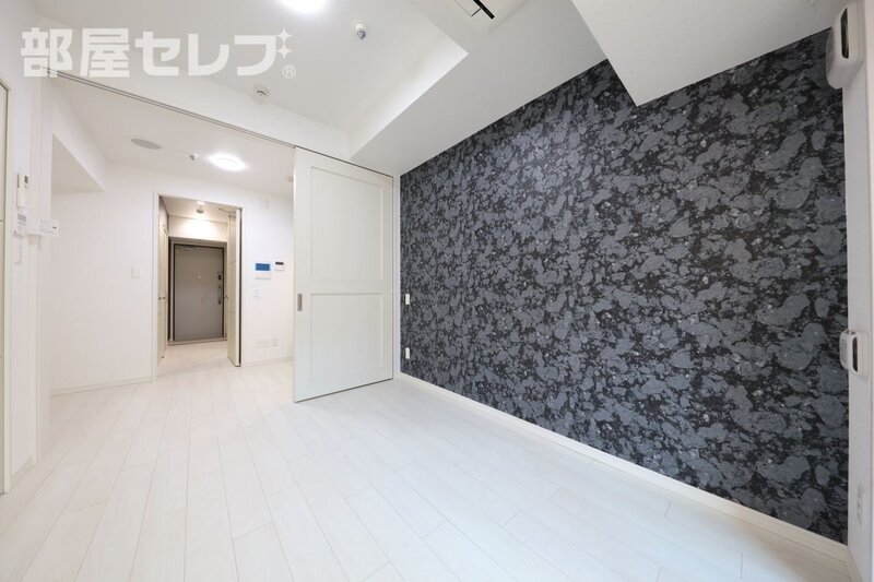 居室・リビング　５０６号室写真