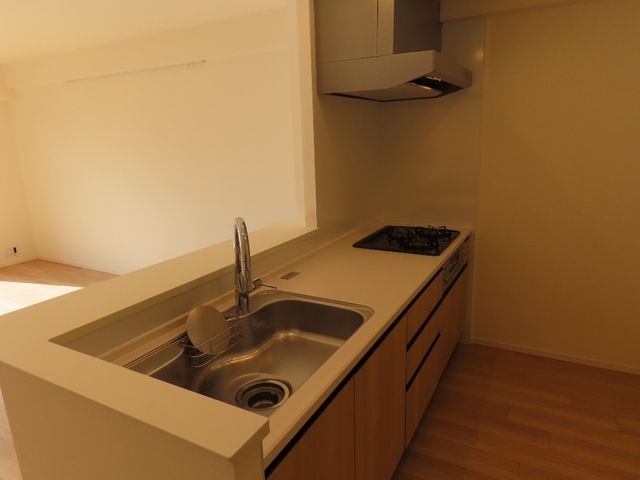 キッチン　※写真は同タイプ住戸です。