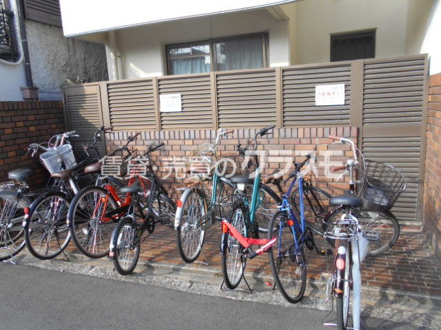 駐車場　駐輪場