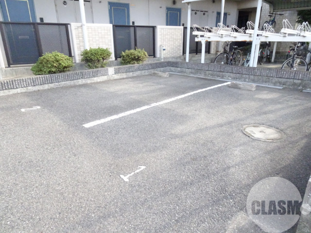 駐車場　敷地内駐車場