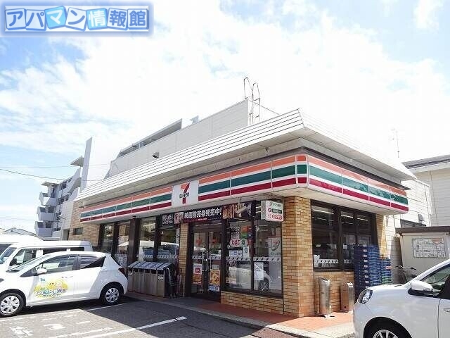 コンビニ　セブンイレブン新潟信濃町店（コンビニ）まで135m