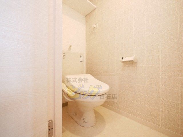 トイレ　ウォシュレット付きのトイレです♪