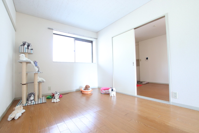 その他部屋・スペース　洋室です♪※家具・小物は付いてきません