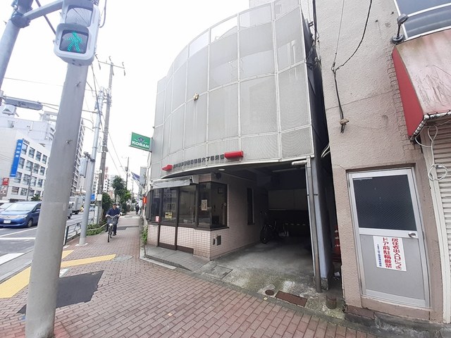 警察署・交番　西日暮里６丁目交番（警察署・交番）まで378m