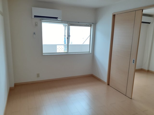 その他部屋・スペース　洋室６帖