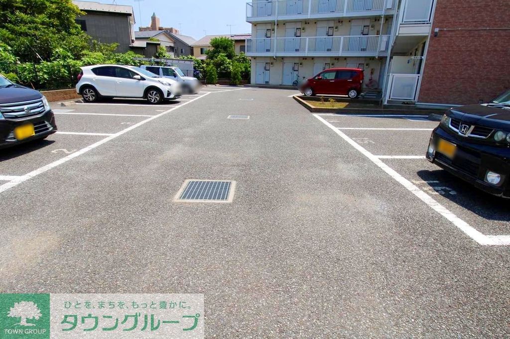 駐車場　駐車場