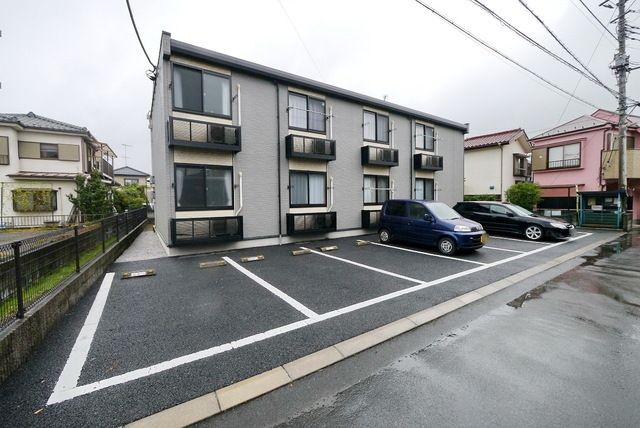 駐車場　敷地内駐車場