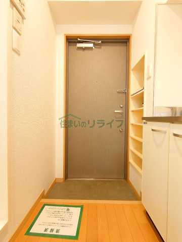 玄関　リライフ下北沢店