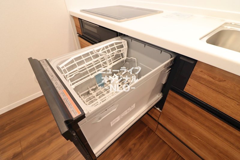 その他設備　家事の負担が軽減される食器洗浄乾燥機付き。
