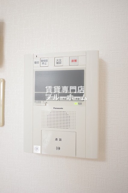 セキュリティ　安心のモニター付きインターホン！