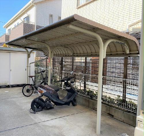 その他共有部分　屋根付き駐輪場