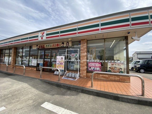コンビニ　セブンイレブン　太田市高林店（コンビニ）まで1031m