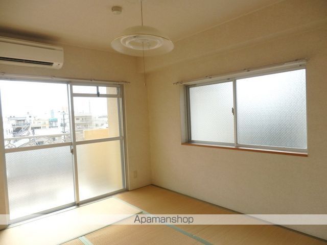 シャインパレス河東の内装写真