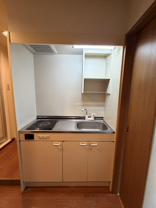 キッチン　※別のお部屋の写真です
