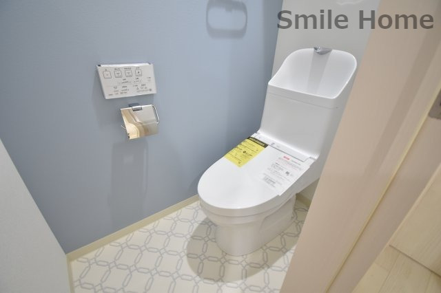 トイレ　清潔感があるトイレです。入るとホッとする、そんな空間。