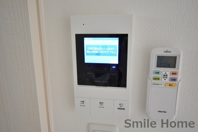 セキュリティ　TVモニターホンは安心ですね。誰か確認してから開けて下さいね
