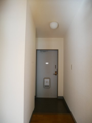 玄関　※参考写真となります