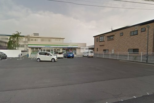 コンビニ　ファミリーマート 盛岡みたけ三丁目店（コンビニ）まで551m