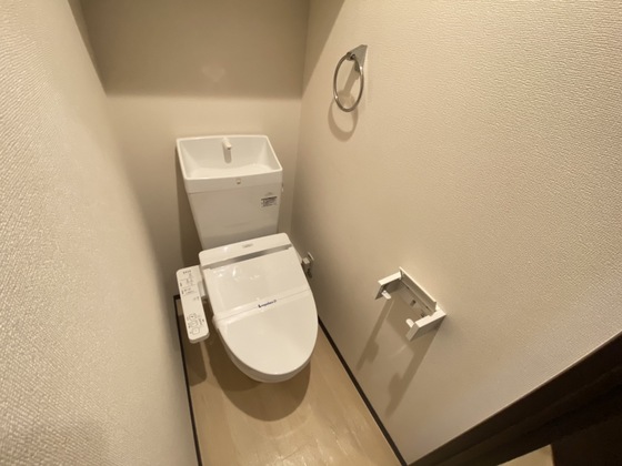 トイレ　※別部屋の写真です