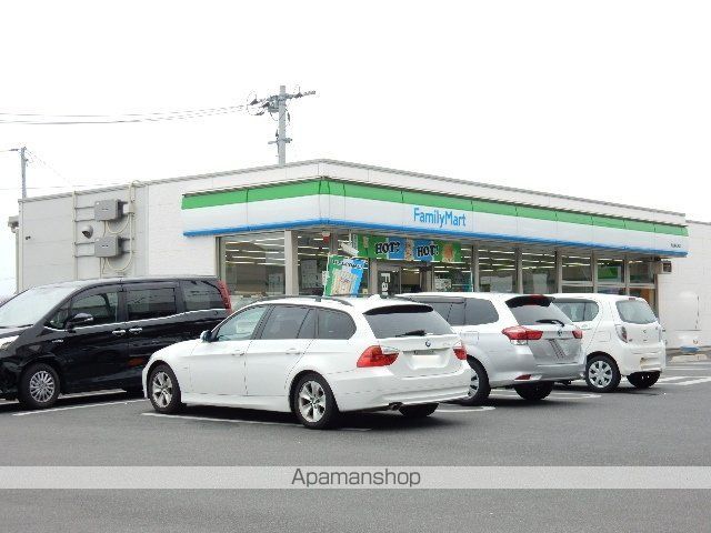 コンビニ　ファミリーマート東花尻店（コンビニ）まで495m