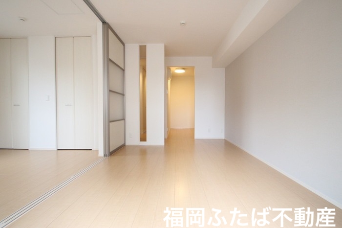 D-room空港南の居間写真