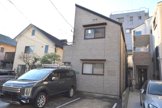 建物外観　落ち着いた雰囲気の外観です