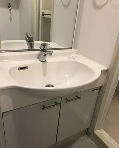 洗面設備　※別部屋の参考写真です。