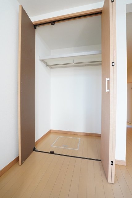 収納　クローゼット