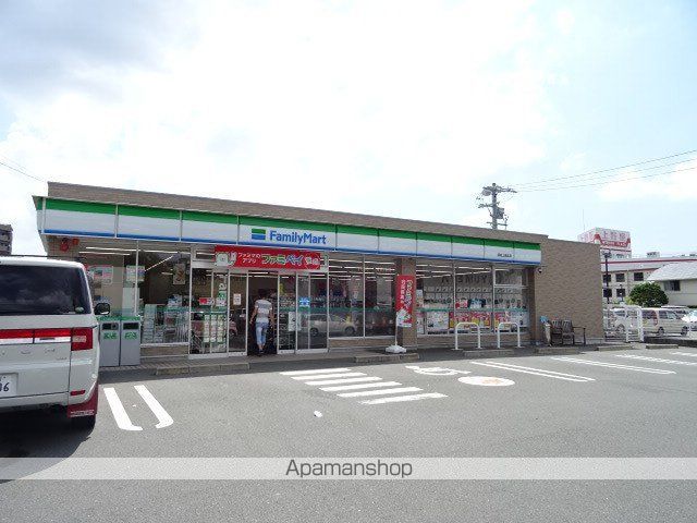 コンビニ　ファミリーマート浜松上島北店（コンビニ）まで617m