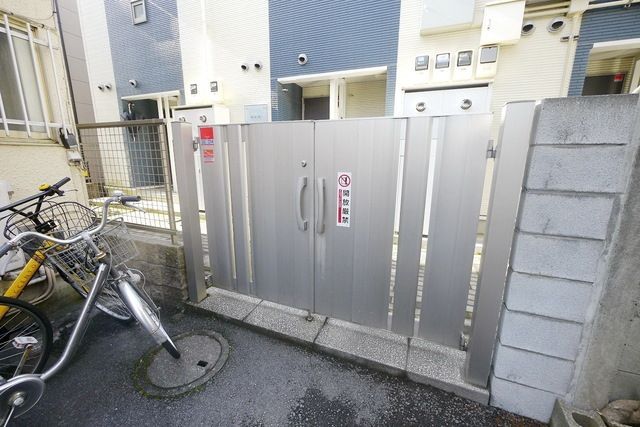 レオネクスト那由多の外観写真