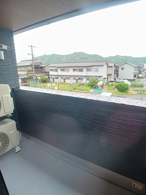 バルコニー　バルコニー