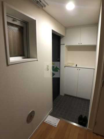玄関　ルモンピエール新大塚