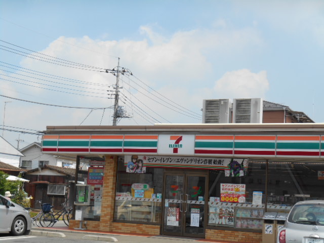 コンビニ　セブンイレブン（コンビニ）まで376m