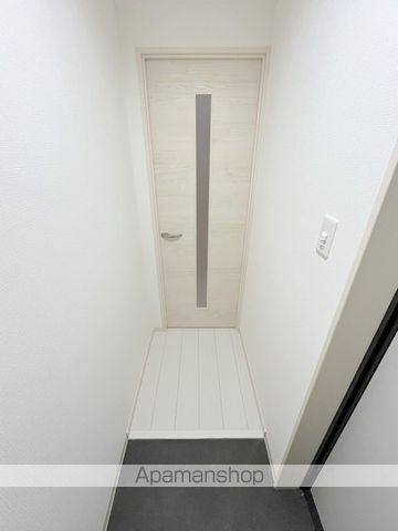 地下鉄御堂筋線 なかもず駅 徒歩10分 3階建 築2年の玄関写真