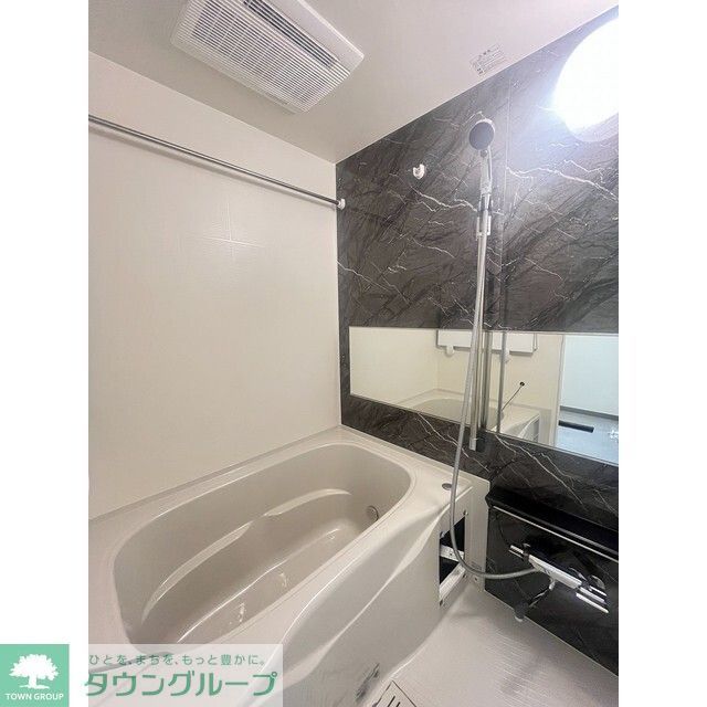 コンフォリア・リヴ板橋本町の風呂写真