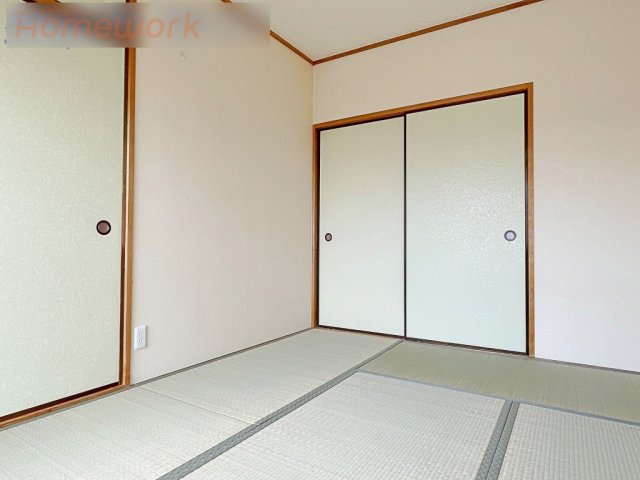グランディール小山の居間写真