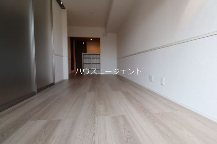 居室・リビング　12帖のLDK！南向きです！