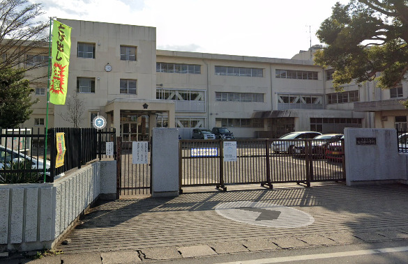 小学校　千葉市立生浜東小学校（小学校）まで2292m