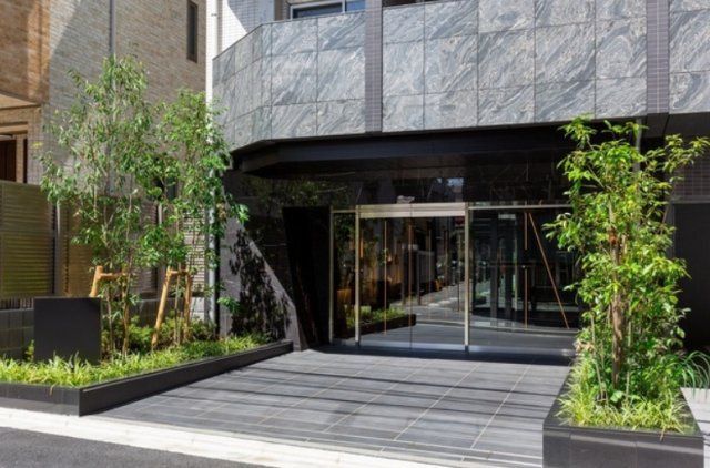 エントランス　建物の内部です