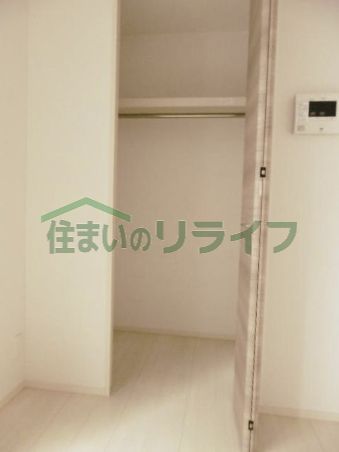 収納　ニューフラ―リッシュ　イースト