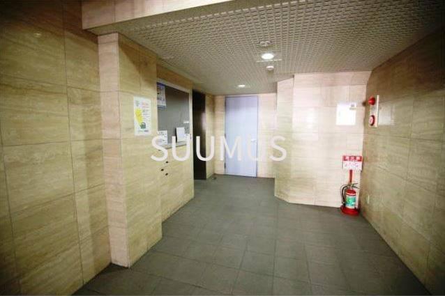 都営新宿線 曙橋駅 徒歩3分 4階建 築26年の外観写真