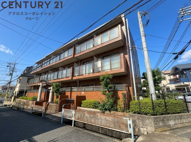 建物外観　オートロック付きで外部からの出入りがなく安心です