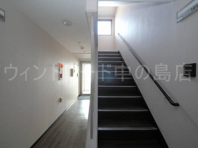 ル・ファール学園前の外観写真
