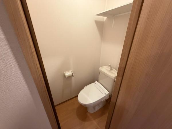 ウィンディアコリーヌ G棟のトイレ写真